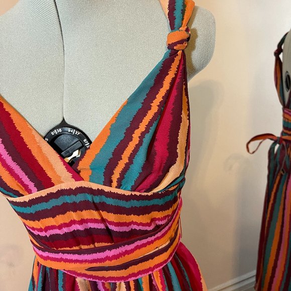 Alan Maoukian Crepe Dress - Picture 2 of 6